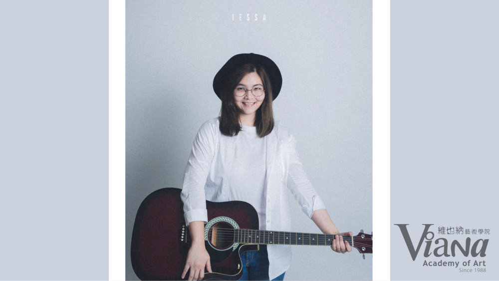 Theresa Toh Singer Vocal Trainer Pop Music Vocal Trainer at Viana Academy of Art Batu Pahat Johor Malaysia 峇株巴辖 维也纳艺术学院 柔佛 马来西亚